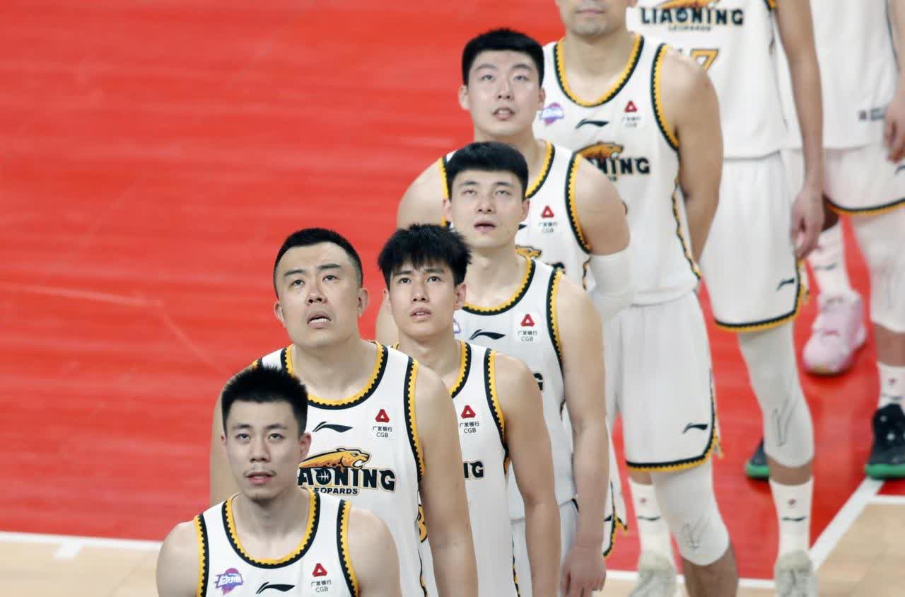 吉林队队员团结一致积极训练