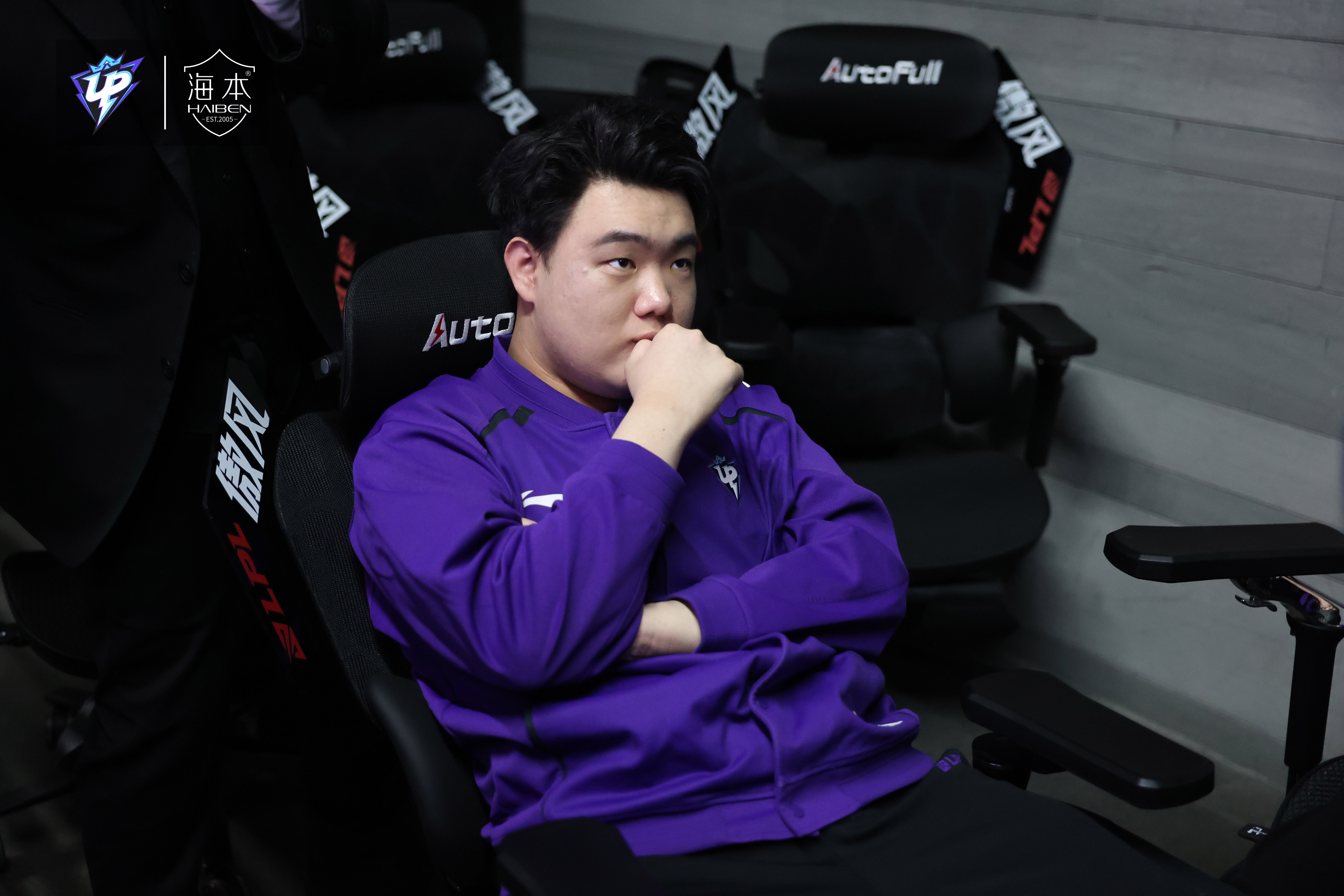 关于LOL世界冠军AD复出！自降身价打次级联赛，FoFo被TLN优化再次失业的信息