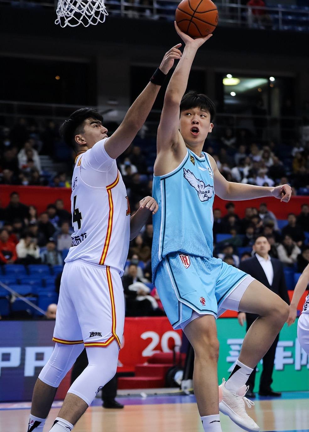 关于杨瀚森最可能被篮网首轮选中签保障合同的信息