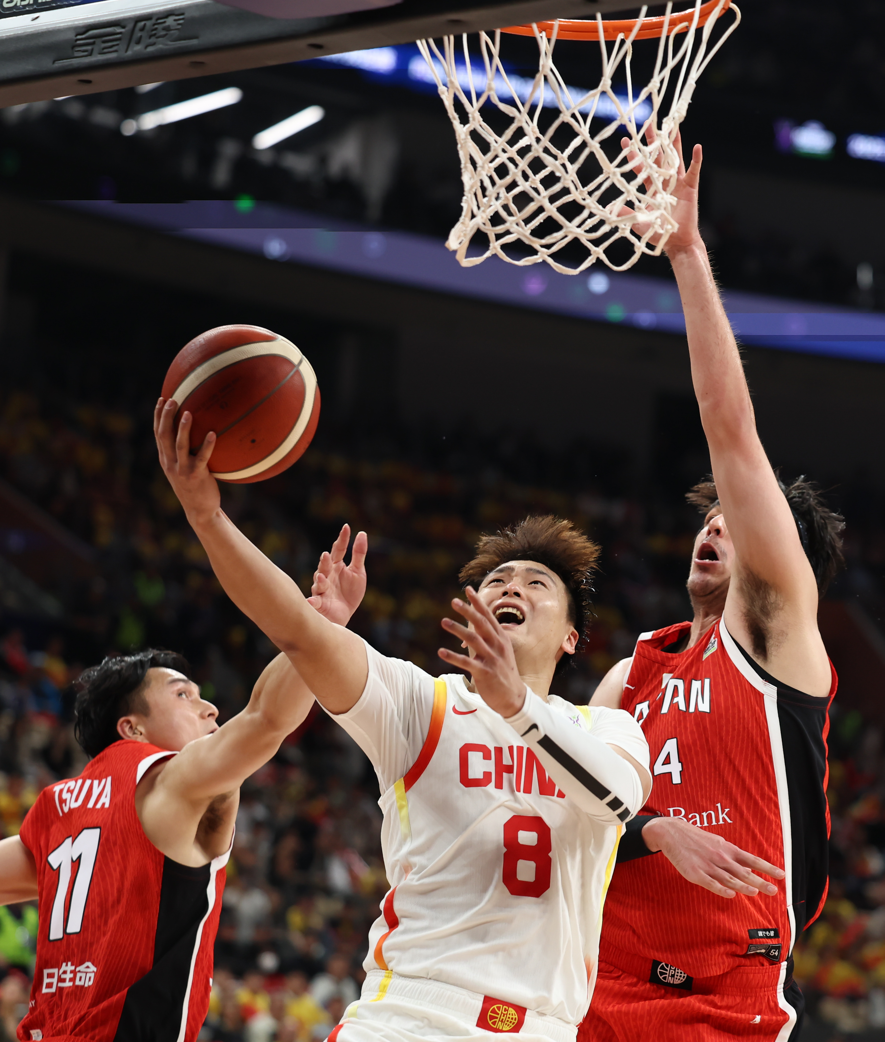 FIBA三篮世界杯：中国男队战胜加拿大队收获第二场胜利